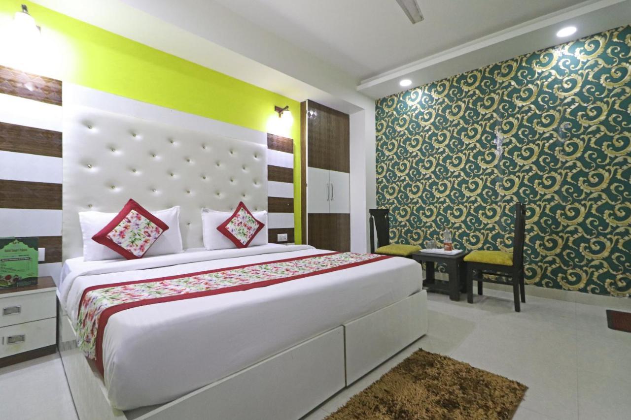 Hotel Star Inn Suite - Delhi Airport Ню Делхи Екстериор снимка