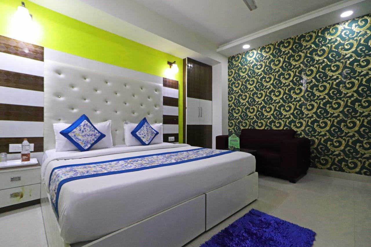 Hotel Star Inn Suite - Delhi Airport Ню Делхи Екстериор снимка